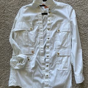 Worn once, when lost weight and boobs were smaller 🤣